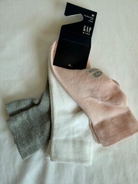 Gap Kids Girls M 13-2 Quarter Crew Socks 3 Pack Pink White Gray NWT